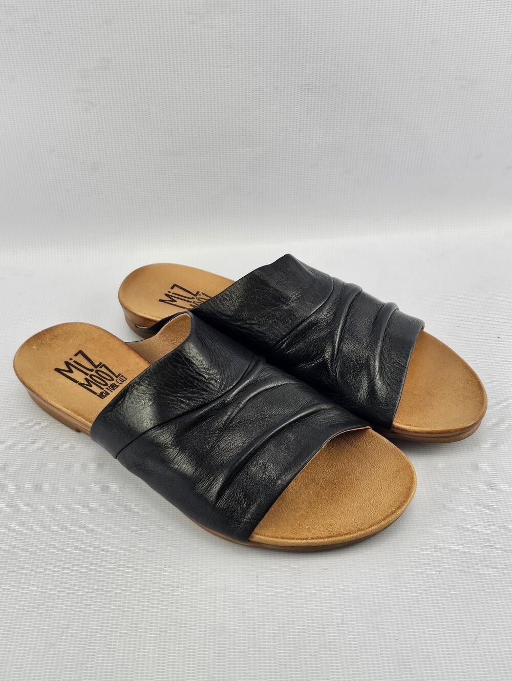 Miz Mooz Aria Women's Leather Slip-on Comfort Sandals Black Size 36